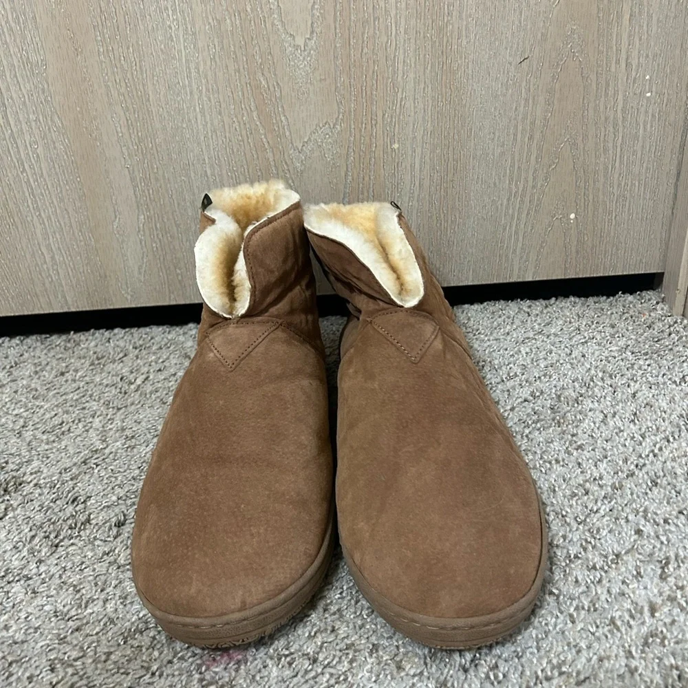 Old Friend Footwear Men's ExWide Bootee Sheepskin Lined Slipper Size 14.5E Brown